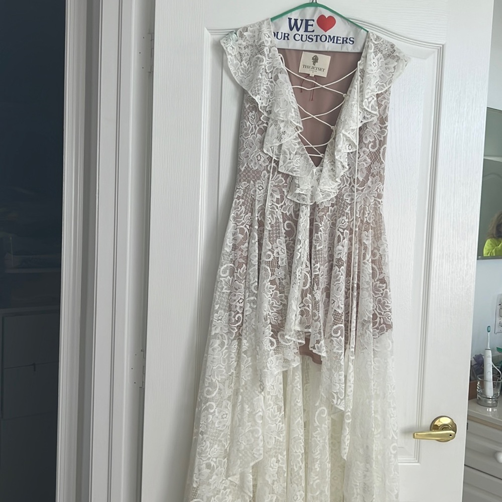 The Jersey Diaries size M lace asymmetrical dress